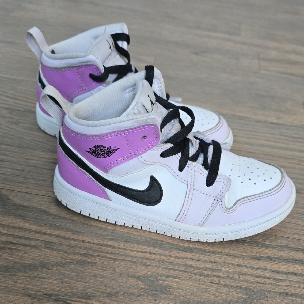 Nike Air Jordan Kids sneakers (10C)